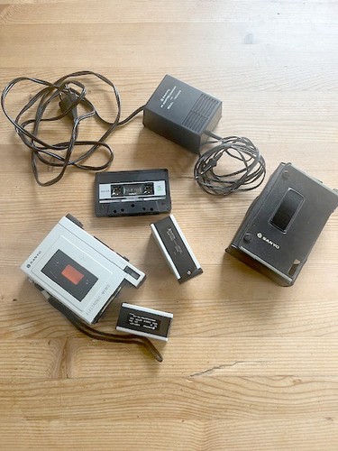 Vintage sanyo electronic memo - sanyo,